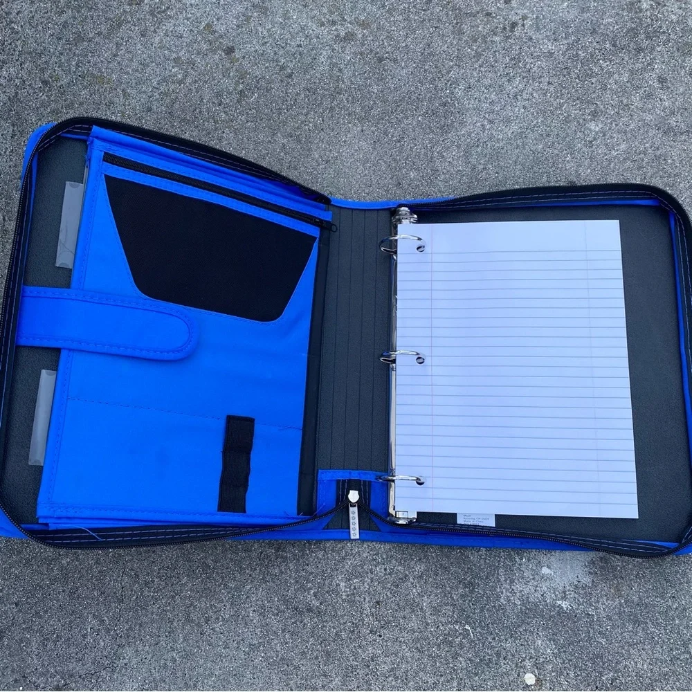 Blue Five Star Zipper Binder Like New